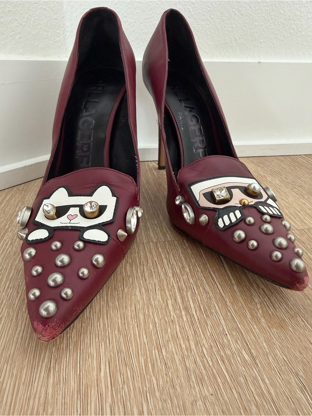 Karl Lagerfeld Paris Casias Pointed Toe Studded Pump Plum Burgundy Size 8